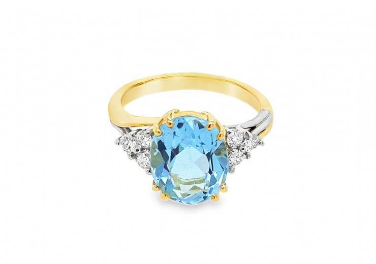 Pre-owned 18ct Yellow Gold Blue Topaz & Diamond Ring
