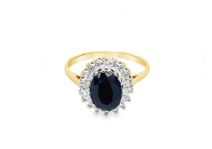 Pre-owned 9ct Yellow Gold Sapphire & Diamond Ring