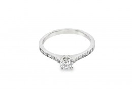 Pre-owned 9ct White Gold Diamond Ring Pre-owned 9ct White Gold Diamond Ring