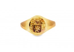 Pre-owned 9ct Yellow Gold Crested Signet Ring