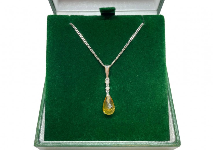Pre-owned 9ct White Gold Citrine & Diamond Necklace